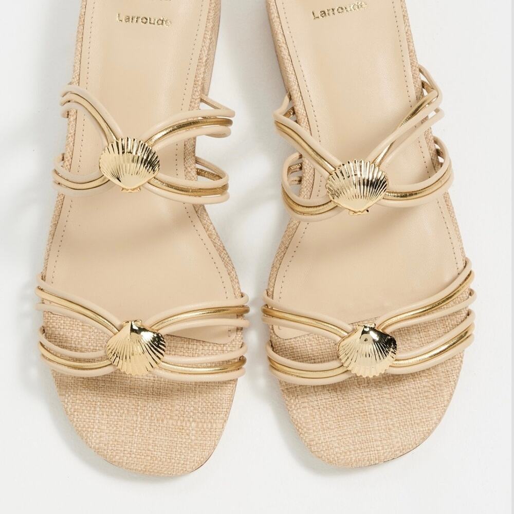 Larroudé Shelly Mule Sandal Strappy Leather Beige Gold Seashell Accent Size 7 - Picture 4 of 16